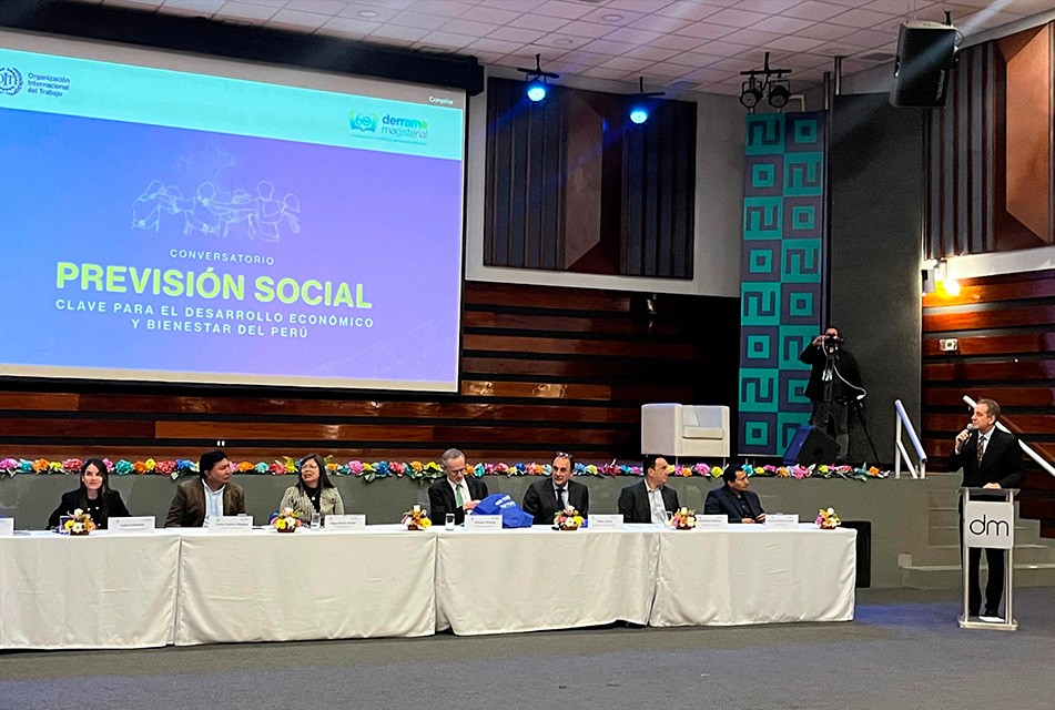 DERRAMA MAGISTERIAL Y OIT REACTIVAN CONVENIO PARA FORTALECER LA ...